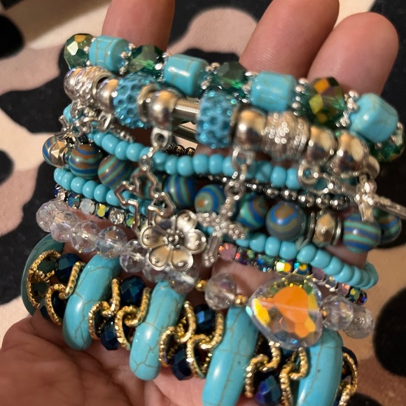 Jumbo Stack of 9 individual bracelets - Picture 4 of 4